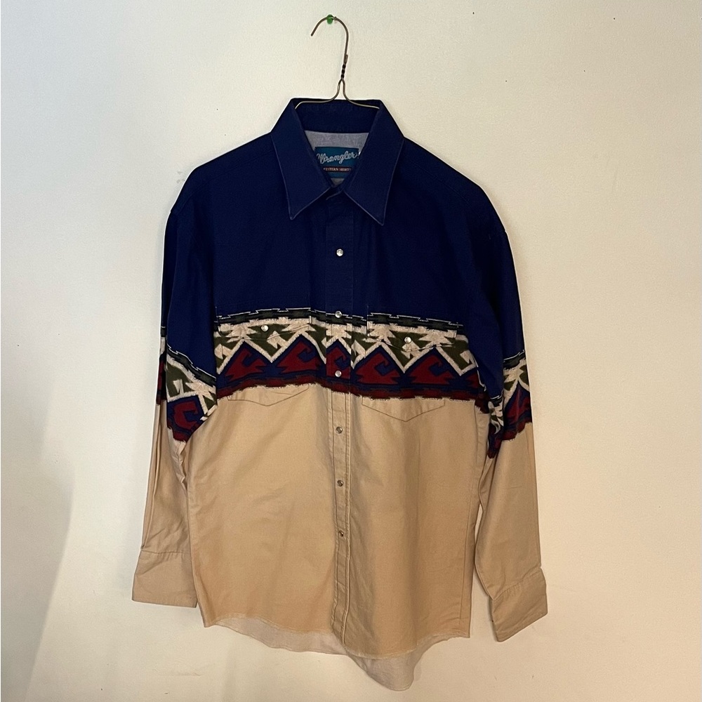WRANGLER WESTERN SHIRT size medium. Blue, tan, red, and hunter green.